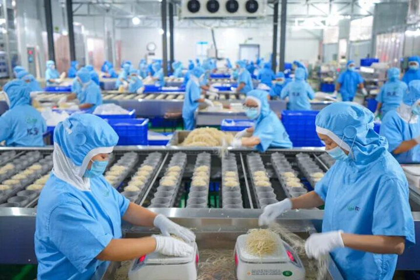 龍頭領航 集群成勢 大抓經營主體激活市場經濟。