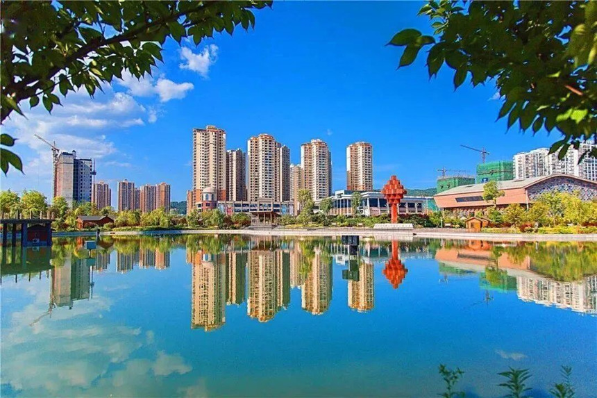 貴州銅仁市推進全國文明城市創建工作。