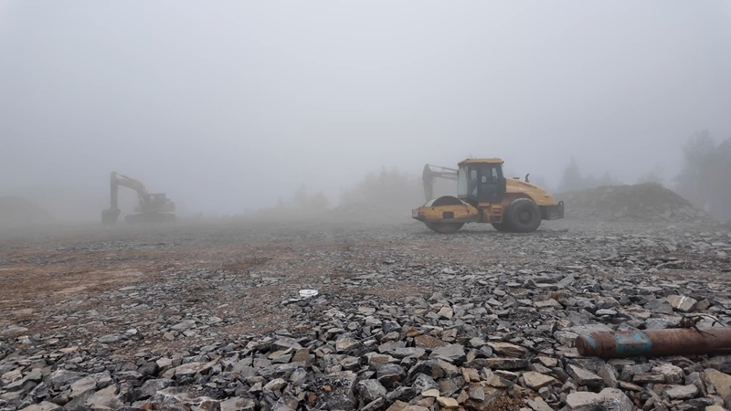 4、民化镇顺龙村已完成平场的猪场建设现场。税会静 摄.jpg