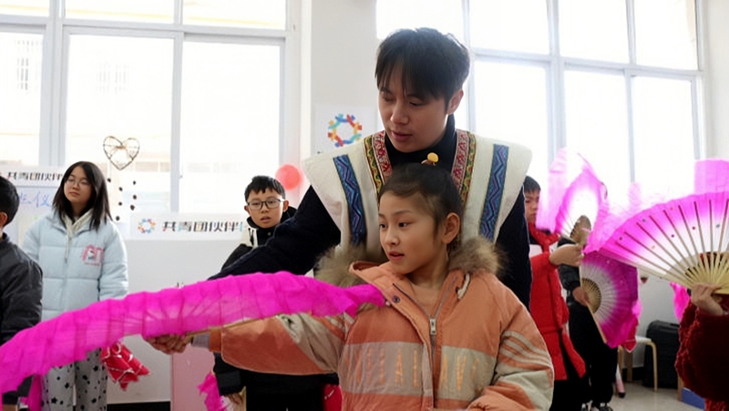 非遺文化教學豐富學子假期生活。