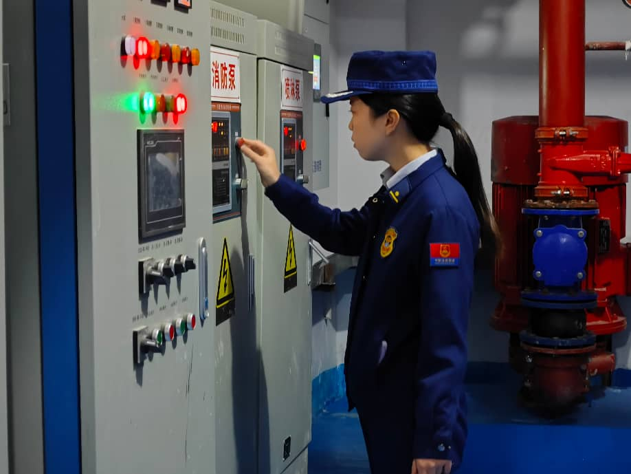 檢查現場。
