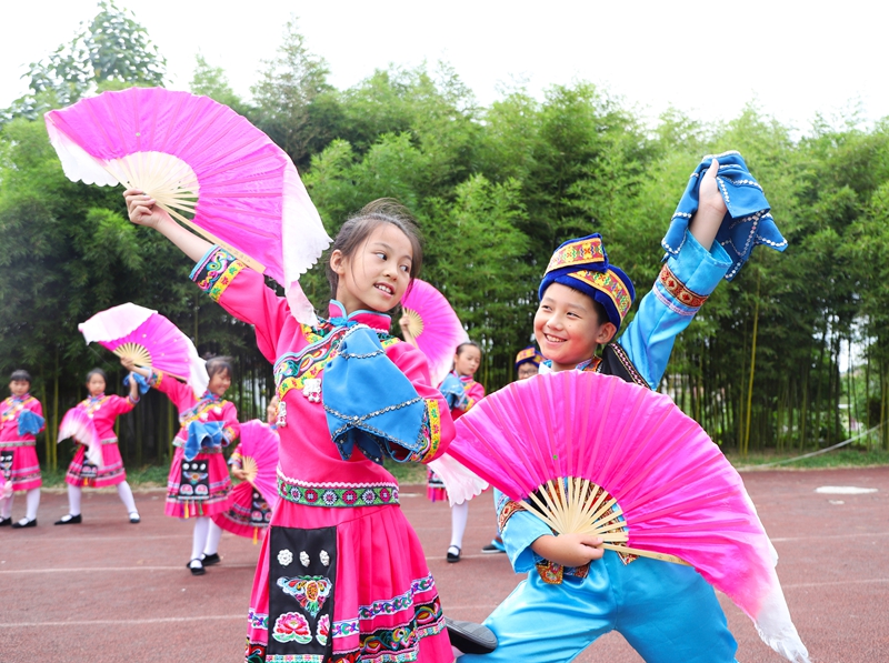 構建非遺傳承新體系。