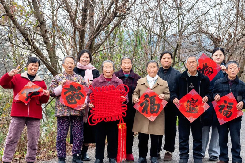 1 、全家福。
