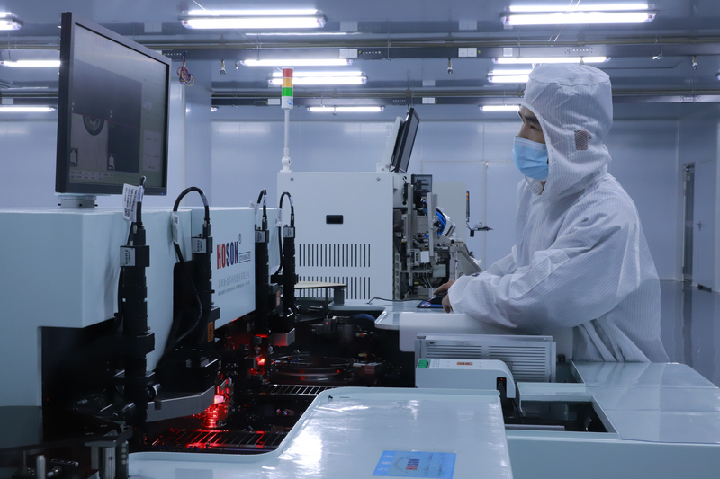 貴州硅耐光電有限公司生產車間。楊序成攝