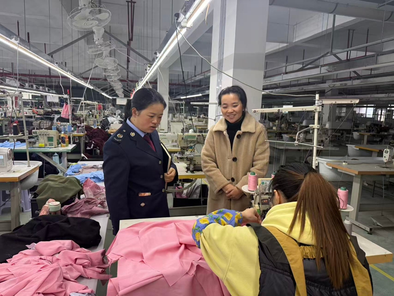 独山税务：精准施策优服务 助力企业产销两旺。