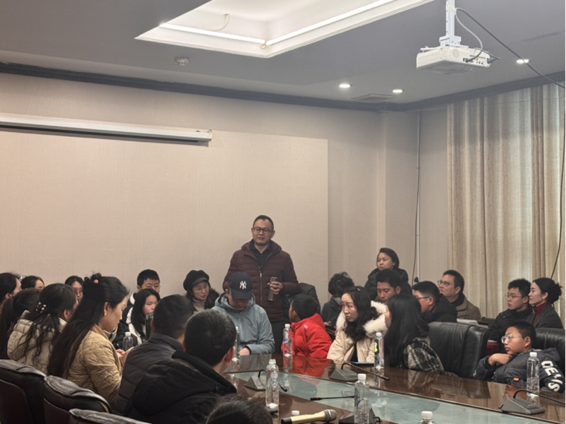 交流活动现场。