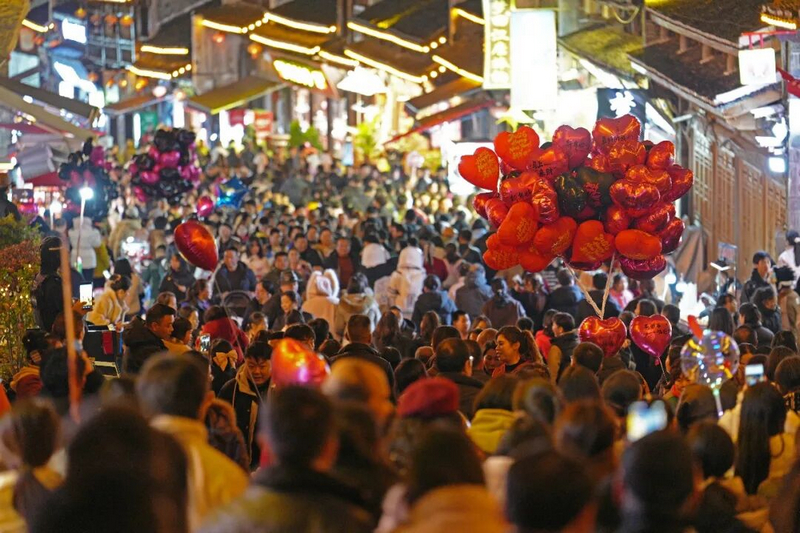 穿過世界的喧囂 赴一場貴州銅仁之約。