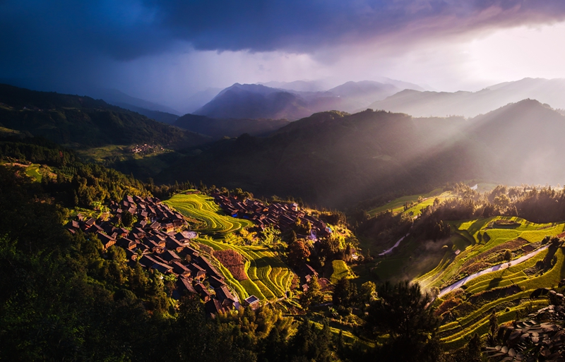 三都民族村落与自然风光。