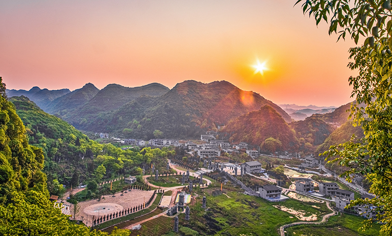 阿歪寨。 婁勇平 攝