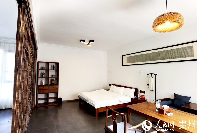 言語堂民宿的客房一角。人民網記者 王秀芳攝