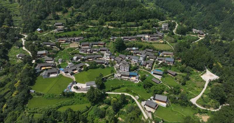 中國傳統村落望壩村核心區 航拍全景圖.jpg