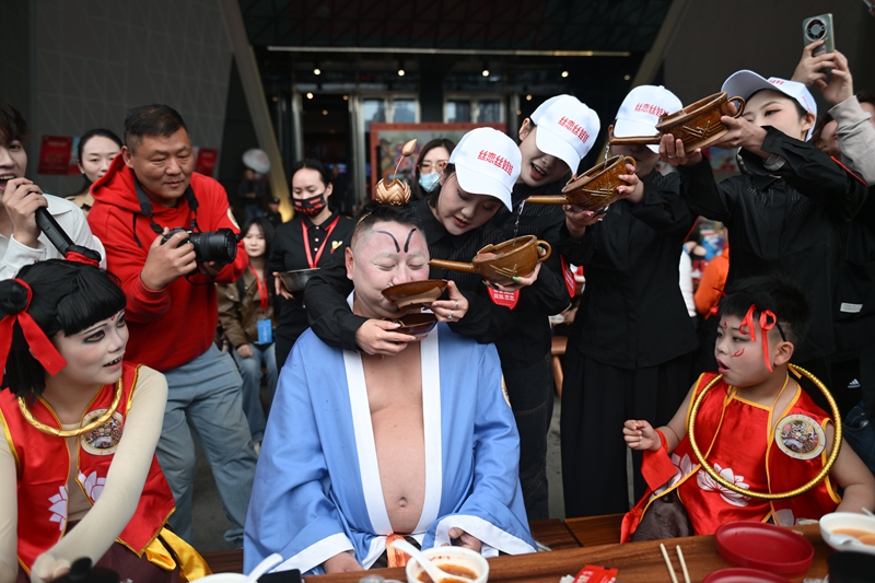 贵阳越界影城举办答谢宴