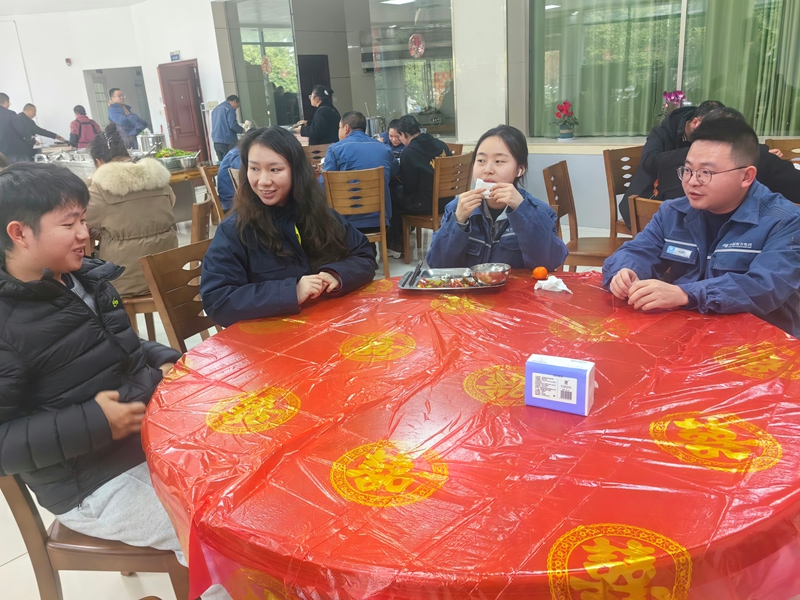 松桃供电局:年关守“廉”关 扎牢廉洁口袋。