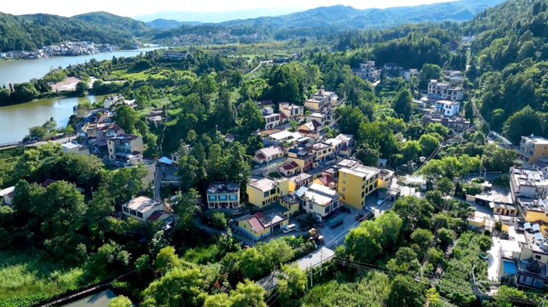 兩河街道岩腳居委會 （肖潤賢 攝）