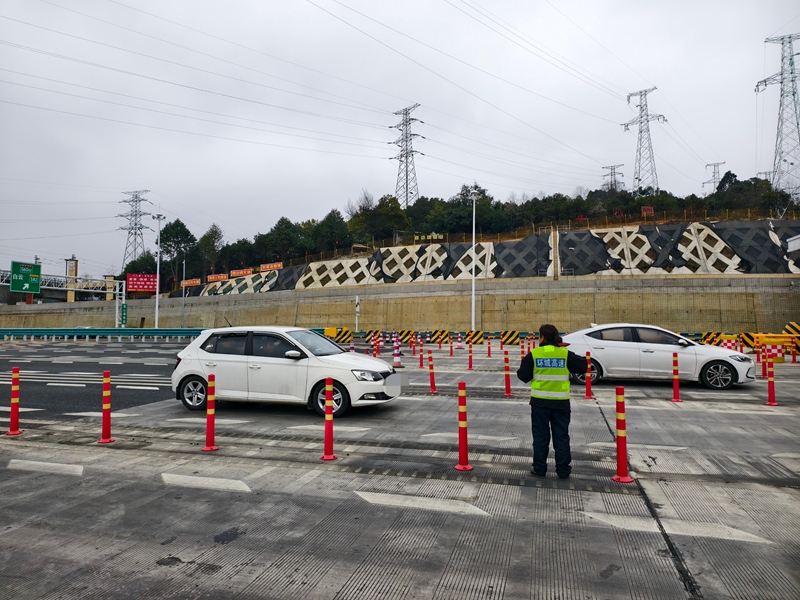 贵阳环城高速。