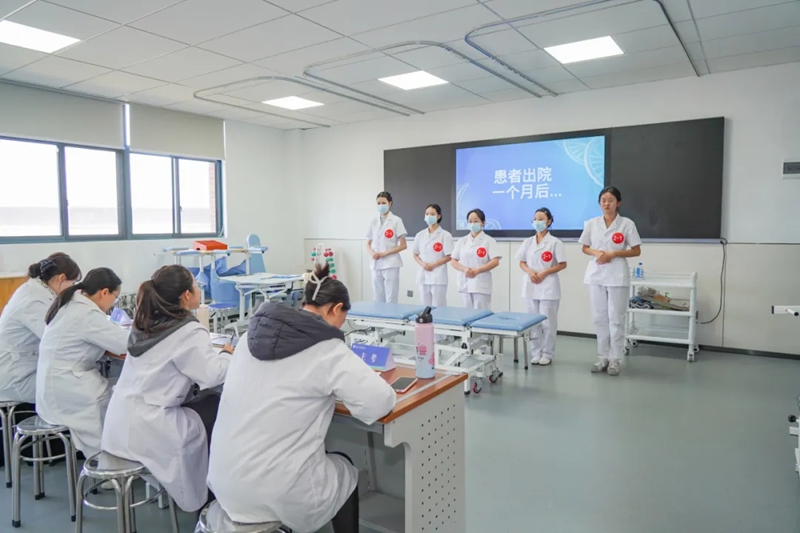 “以赛促学” 。