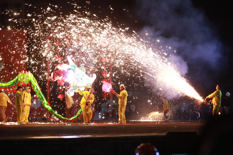 “祥龙竞技”和“花筒王”轮番上演。