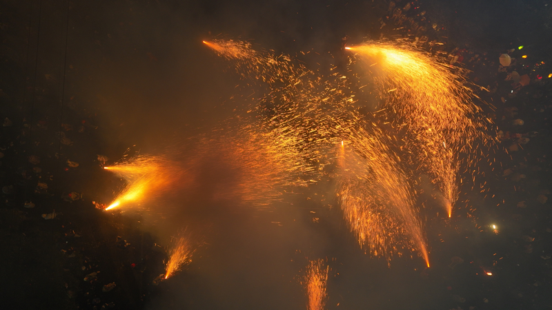 “祥龙竞技”与“花筒王”争霸轮番上演。