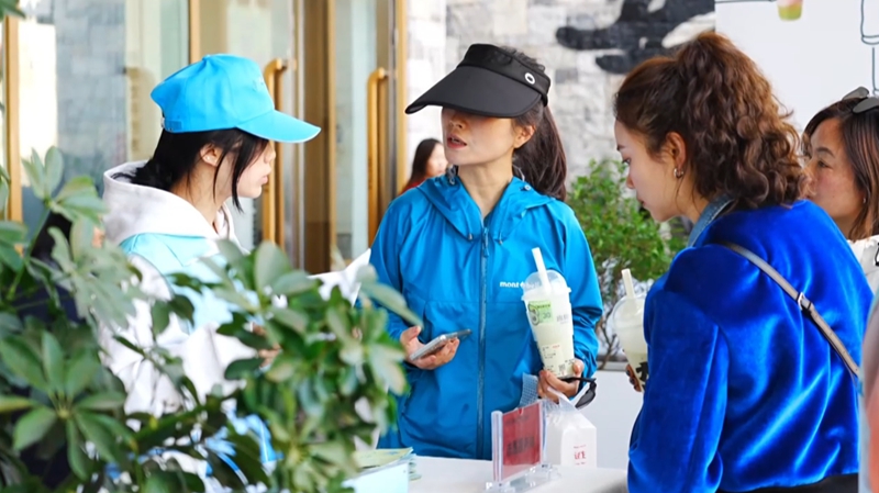 “百万客流”见证城市治理温度。