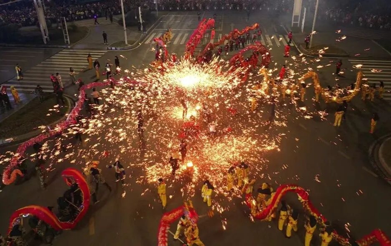 368條祥龍共舞，勾勒遵義最濃年味。