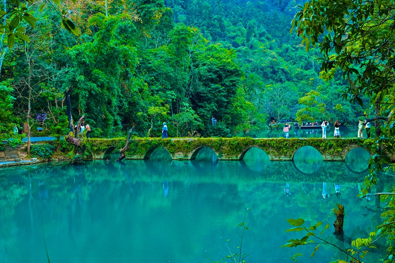 2 圖為小七孔景區.jpg