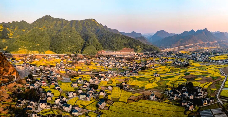 “悅遵義·赴春約”2026遵義市春季主題游新聞發布會舉行。