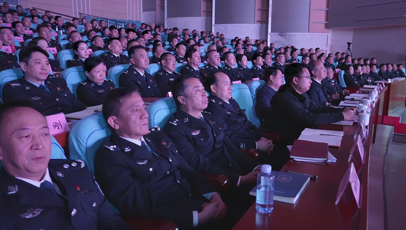 3  圖為報告會現場