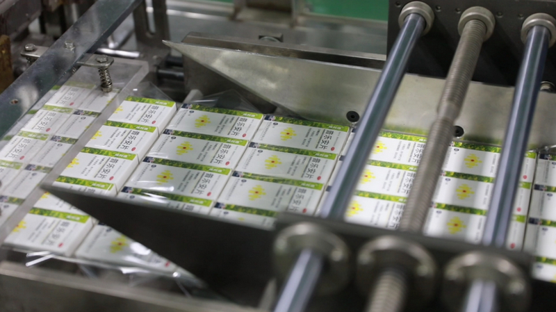 三特药业药品生产现场。