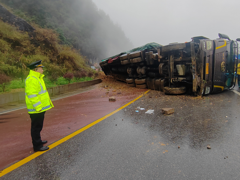 2026年3月7日“鄉村法律明白人”提供線索大隊執法人員迅速趕赴現場。