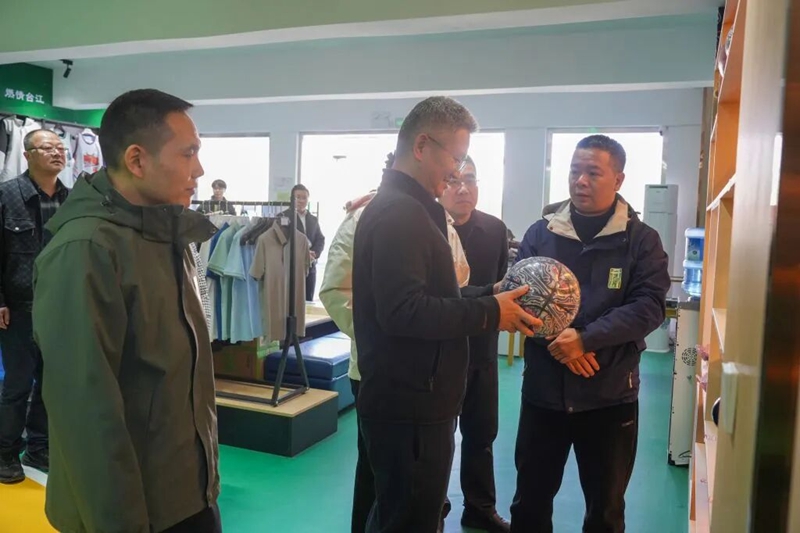 凱裡學院考察團赴台江縣調研交流。