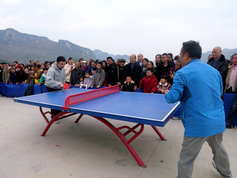 乒乓球活動。