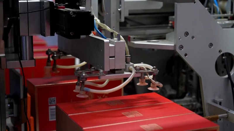 2 圖為貴州藝森源集團工藝加工車間.jpg