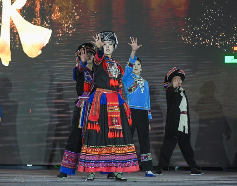 从松桃“村晚·且品苗乡”面食大赛看农家小食到商品的蝶变。