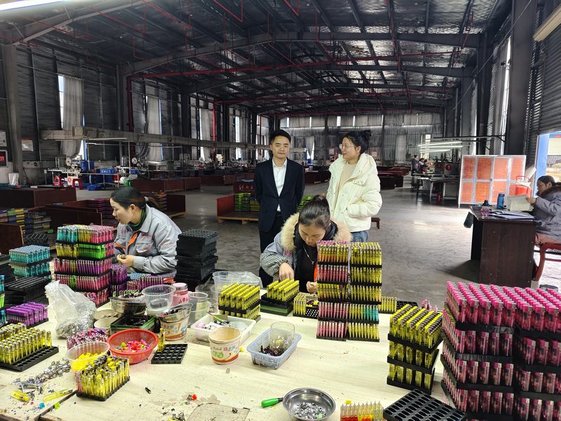 深入企業調研經營生產情況。