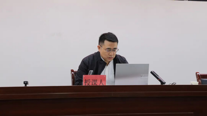 貴州省第一測繪院謝杭同志作交流分享。