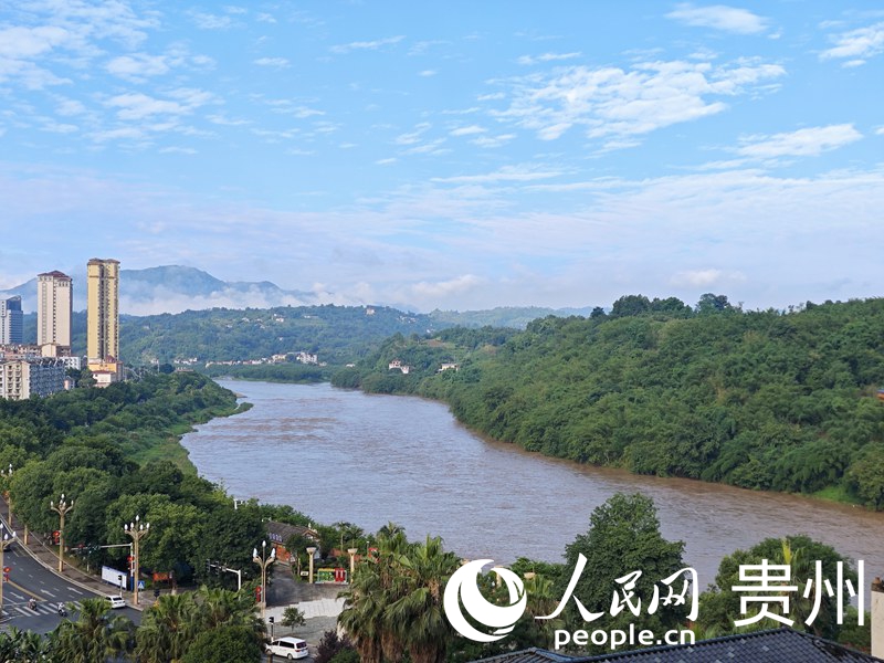 赤水河（贵州遵义赤水段）。人民网 龙章榆摄