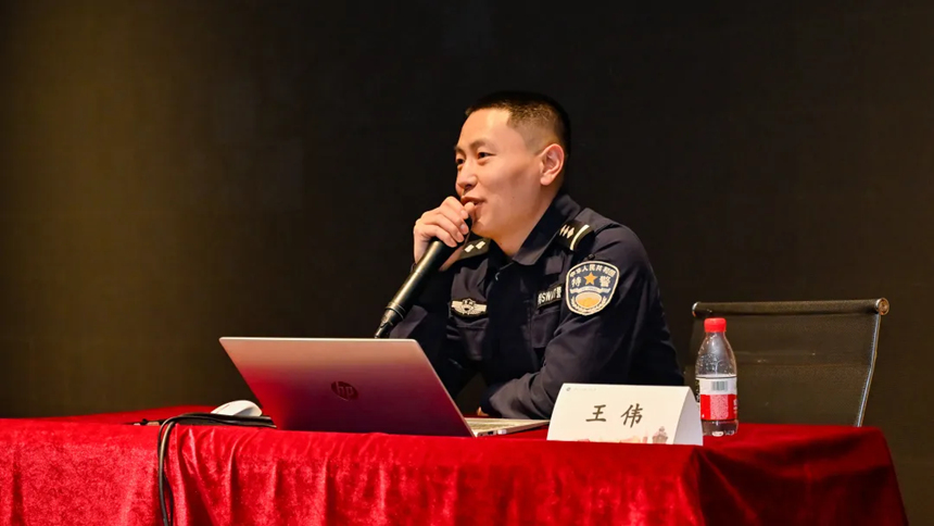校园安全第一课现场。