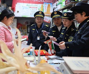 施秉：严查农资护春耕