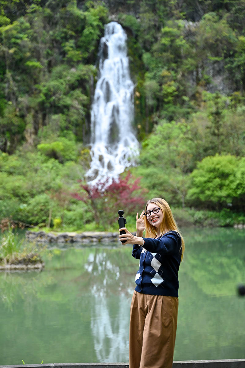《凡人修仙传》取景地粤港澳文旅大咖的贵州旅居生活(图12)
