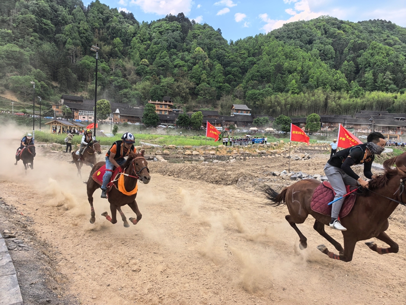 借助文旅活动开展宣传.jpg