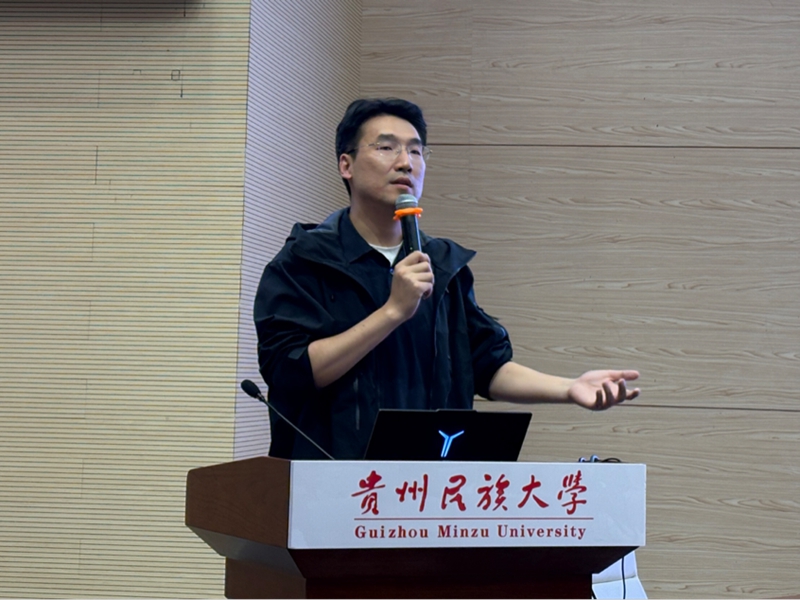 重庆《今日关注》栏目记者陈正直作分享。.jpg
