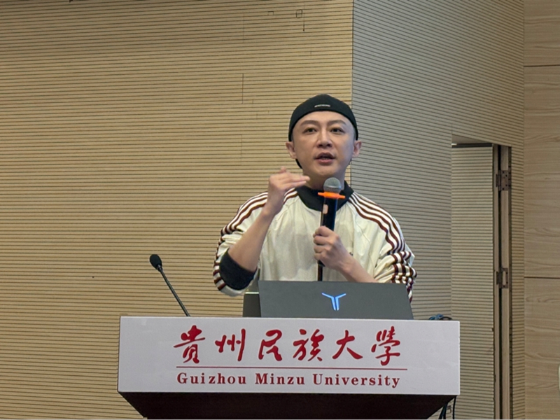 广西广播电视台新闻中心记者、主持人、制片人陈墨作分享。.jpg