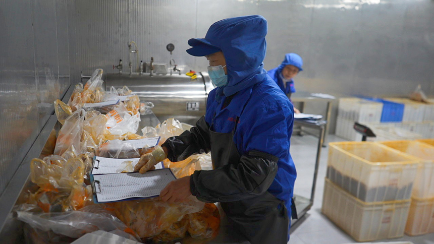 江宗纯味食品有限公司车间加工现场16