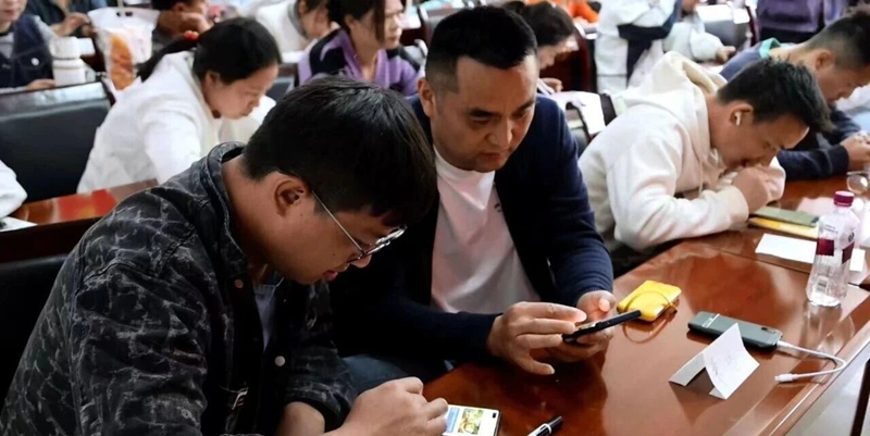 2 圖為互聯網營銷師職業技能培訓.jpg