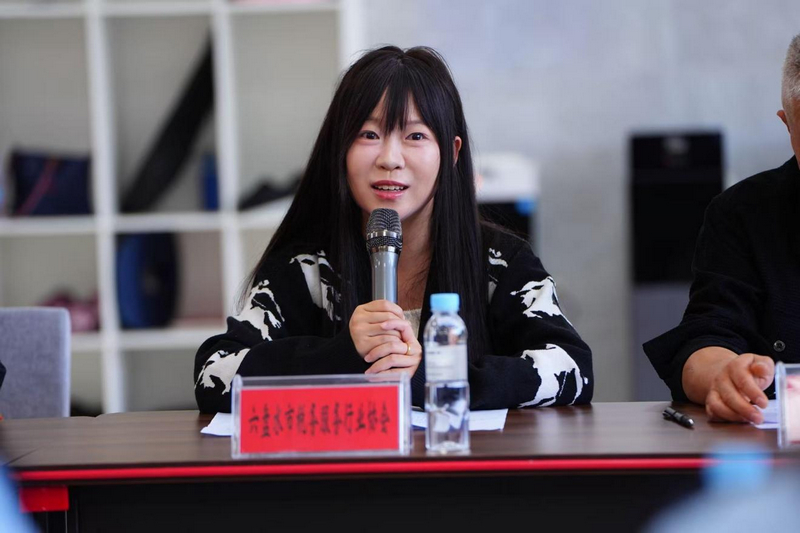 协会、商会代表积极反馈行业个性化涉税服务改进建议。