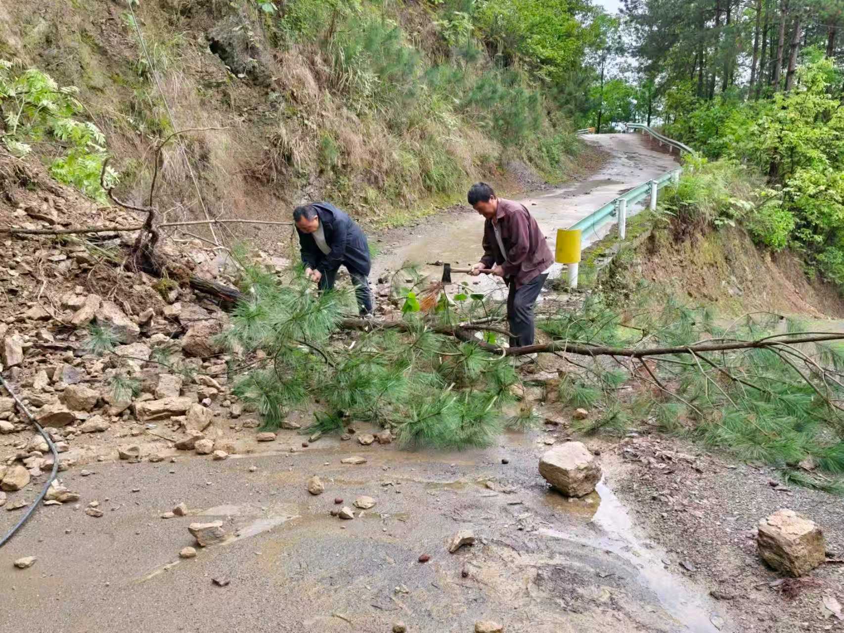 黨建賦能擰緊安全“責任鏈”。