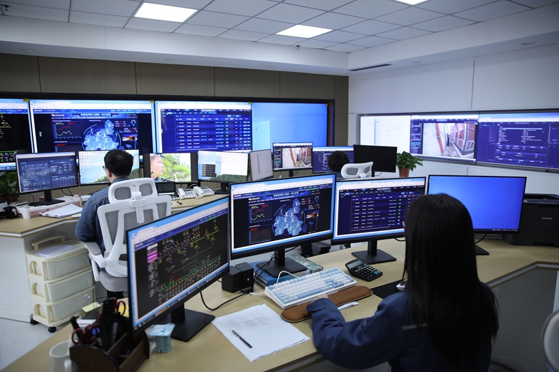 3 图为指挥中心工作画面.jpg
