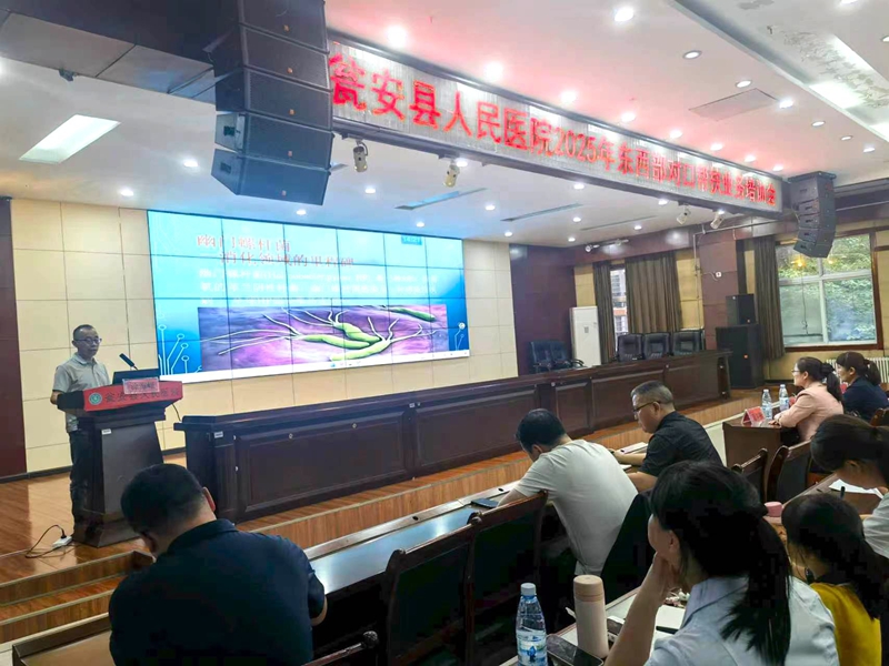 幫扶醫療隊聯合開展技術培訓.jpg