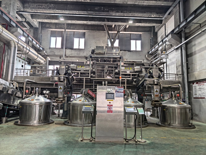 1、劲牌茅台镇酒业有限公司甑区。
