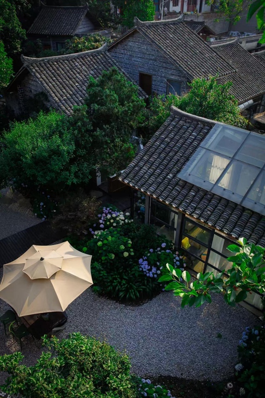 花溪區青岩古鎮朵哩花園民宿庭院